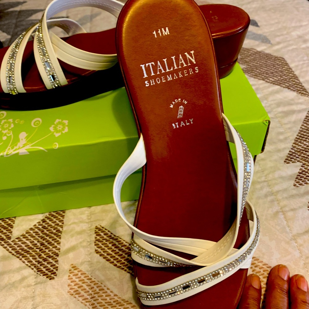 Wedge heel slippers